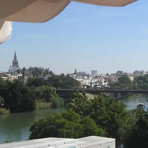 Trianabridgeviews Atico Con Vistas Al Puente De Triana Calle Castilla 38 Apartment