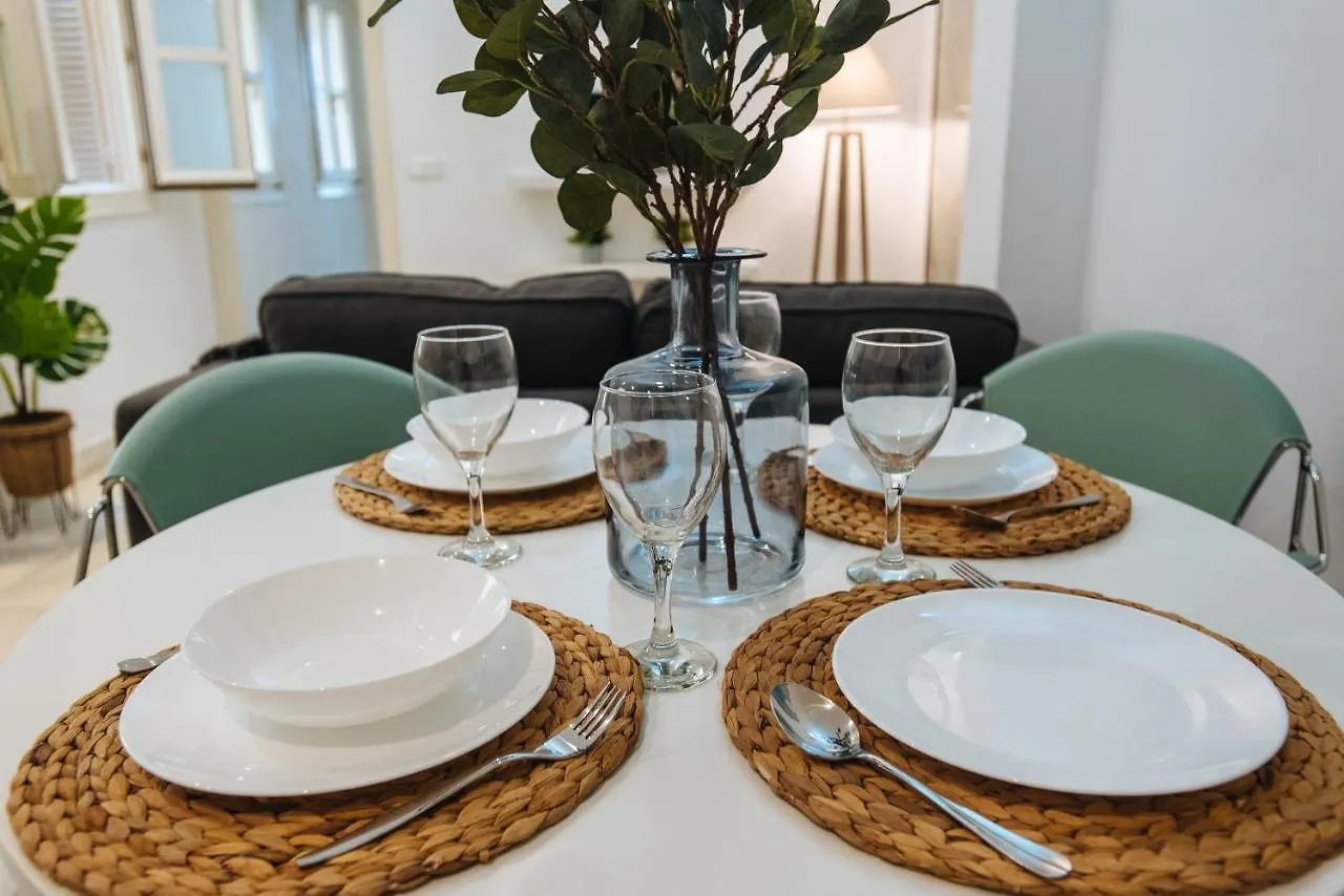 Lanza Suite Apartment Seville Spain
