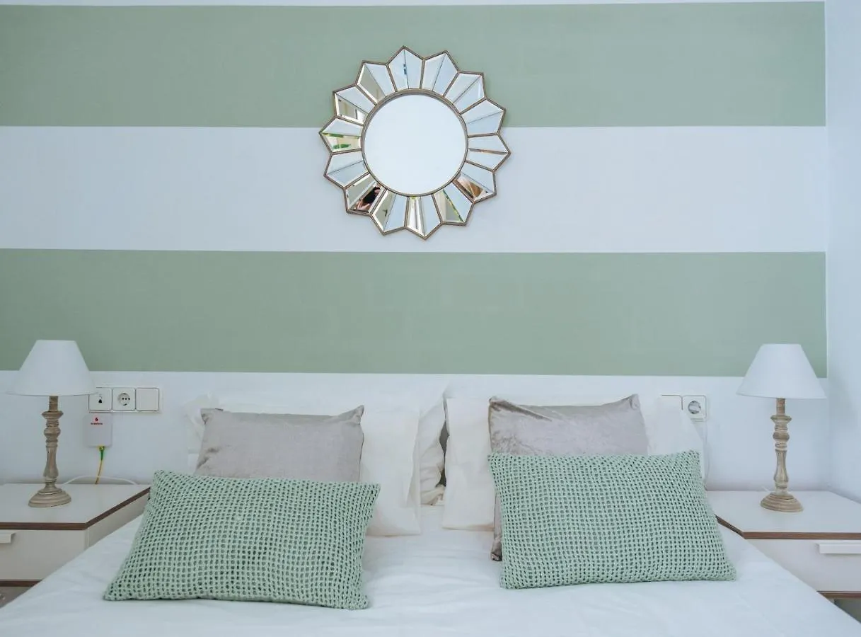 Lanza Suite Apartment Seville Spain